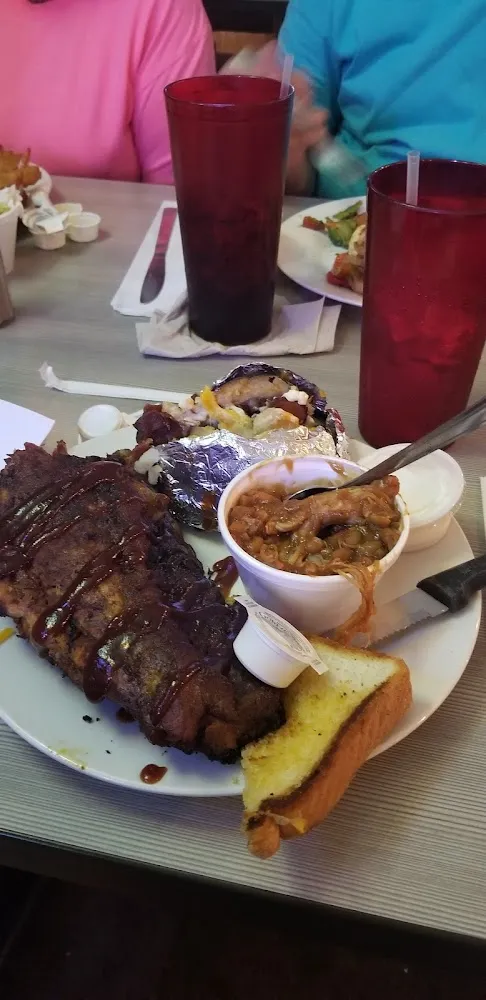 Baby Back Ribs & Pulled Pork